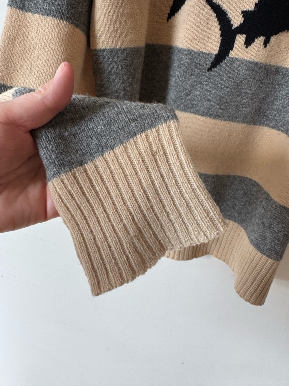 Burro London Camel and Gray Striped Lambswool Shark Crewneck Sweater L - Picture 6 of 7
